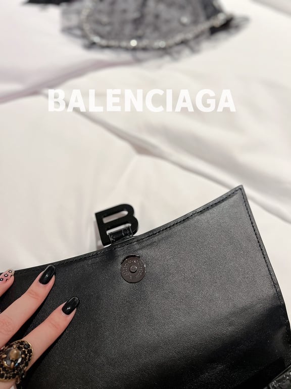 Ezyycart Bags BALENCIAGA WOMEN'S HOURGLASS XS HANDBAG CROCODILE EMBOSSED IN BLACK 24CM