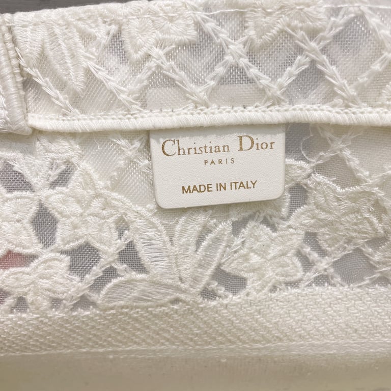 Anum Bags DIR 36CM WHITE D-LACE EMBROIDERY WITH 3D MACRAME EFFECT TOTE BAG