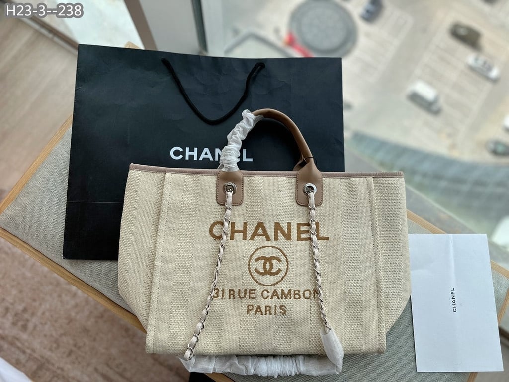Anum Bags CHL 38CM BEIGE AND BROWN DEAUVILLE MEDIUM CANVAS