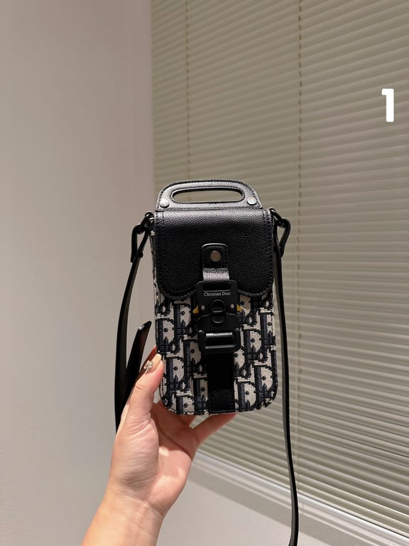 Ezyycart Bags DIR SADDLE VERTICAL POUCH WITH STRAP OBLIQUE JACQUARD BLACK GRAINED CALFSKIN 19CM HIGH QUALITY