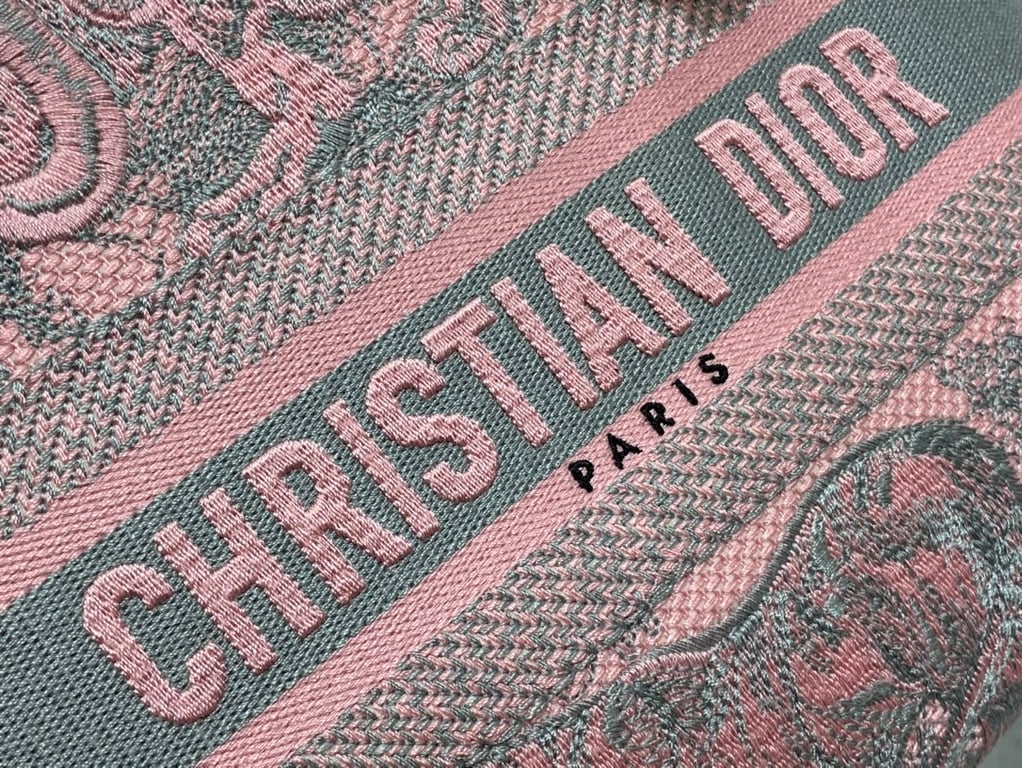 Ezyycart Bags DIR MEDIUM LADY D-LITE BAG PINK AND GRAY TOILE DE JOUY SAUVAGE EMBROIDERY 24CM
