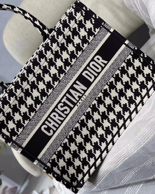 Ezyycart Bags DIR 36CM MEDIUM BLACK MACRO HOUNDSTOOTH EMBROIDERY BOOK TOTE