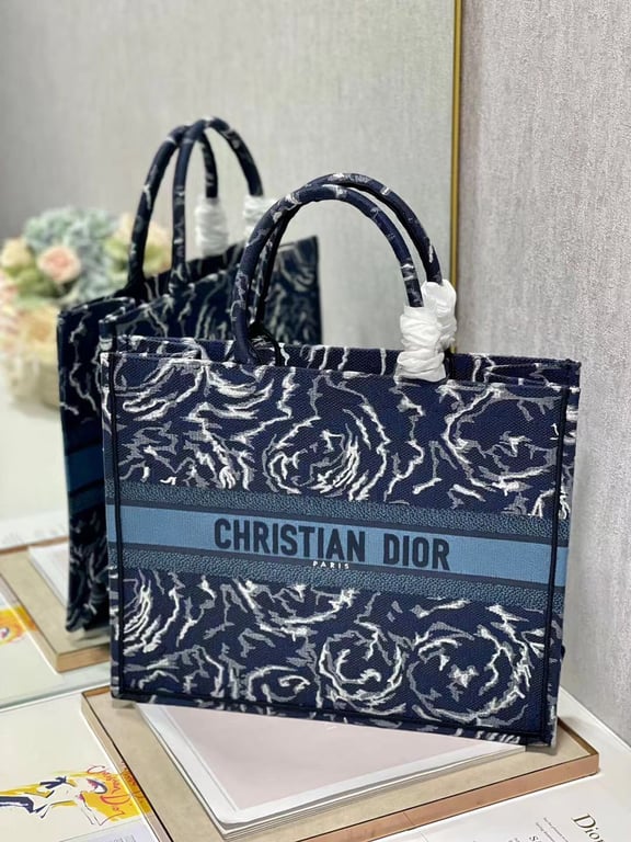 Ezyycart Bags DIR LARGE BOOK TOTE BLUE ROSES EMBROIDERY 42CM M1286ZRVG M928