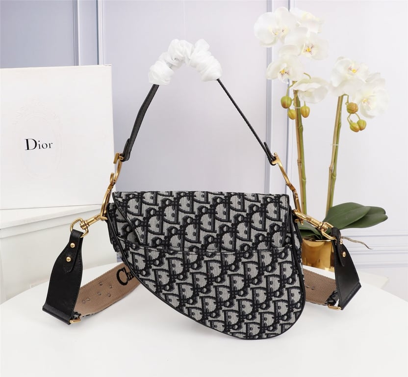 Anum Bags DIR SADDLE BAGGRAY OBLIQUE EMBROIDERY BLACK