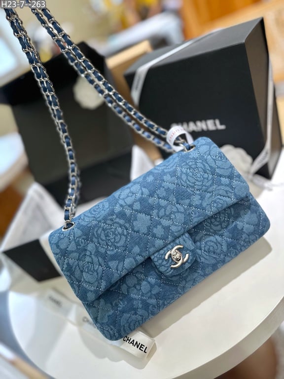 Anum Bags CHL DOUBLE FLAP BAG FLOWER DENIM BLUE 25CM