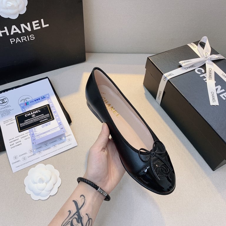 Anum Bags CHL BLACK FLAT SANDALS