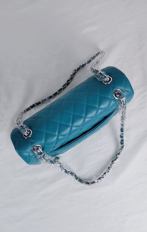 Anum Bags CHL CLASSIC MEDIUM LAMBSKIN FLAP DARK TURQUOISE CAVIAR SILVER 25CM