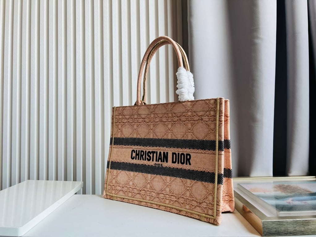 Ezyycart Bags DIR 36CM NATURAL CANNAGE RAFFIA MEDIUM BOOK TOTE