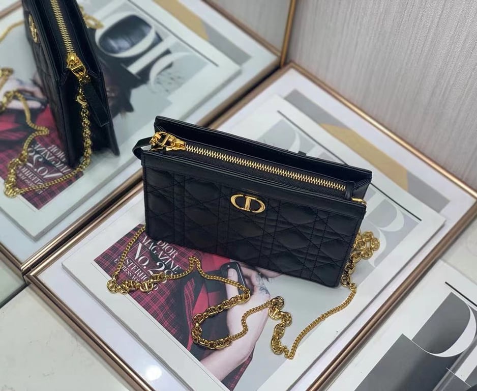 Ezyycart Bags dir CARO ZIPPED POUCH WITH CHAIN BLACK S5106UWHC_M900