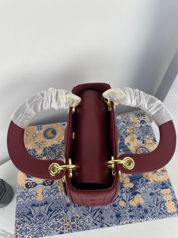 Ezyycart Bags DIR MEDIUM LADY CHERRY RED PATENT CANNAGE 24CM