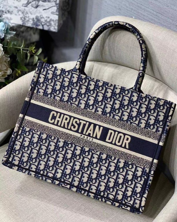Anum Bags DIR MEDIUM 36CM BLUE OBLIQUE EMBROIDERY BOOK TOTE