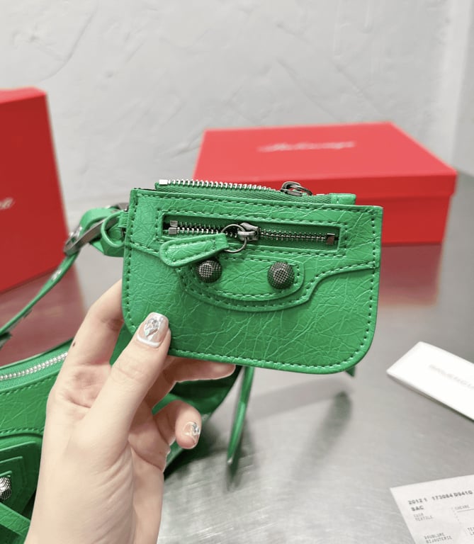 Ezyycart Bags BALENCIAGA LE CAGOLE XS SHOULDER BAG IN GREEN 25CM