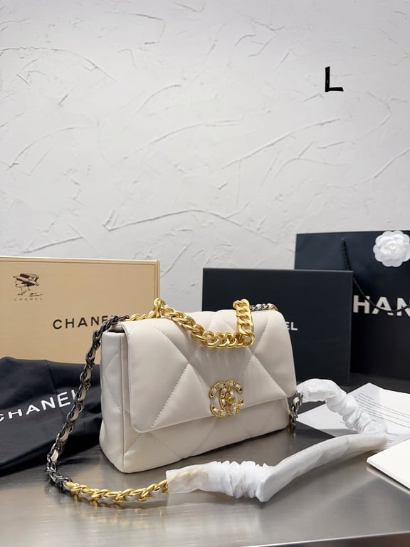 Anum Bags CHL 19 FLAP BAG WHITE 32CM