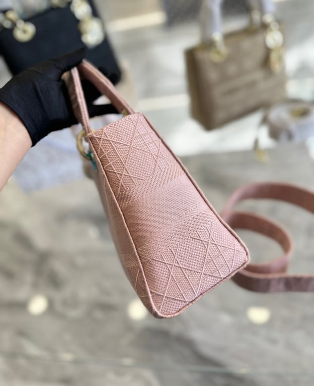 Ezyycart Bags DIR 24CM ROSEWOOD CANNAGE EMBROIDERY LADY D LITE BAG