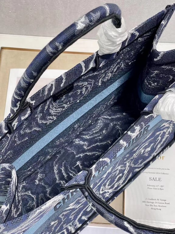 Ezyycart Bags DIR LARGE BOOK TOTE BLUE ROSES EMBROIDERY 42CM M1286ZRVG M928