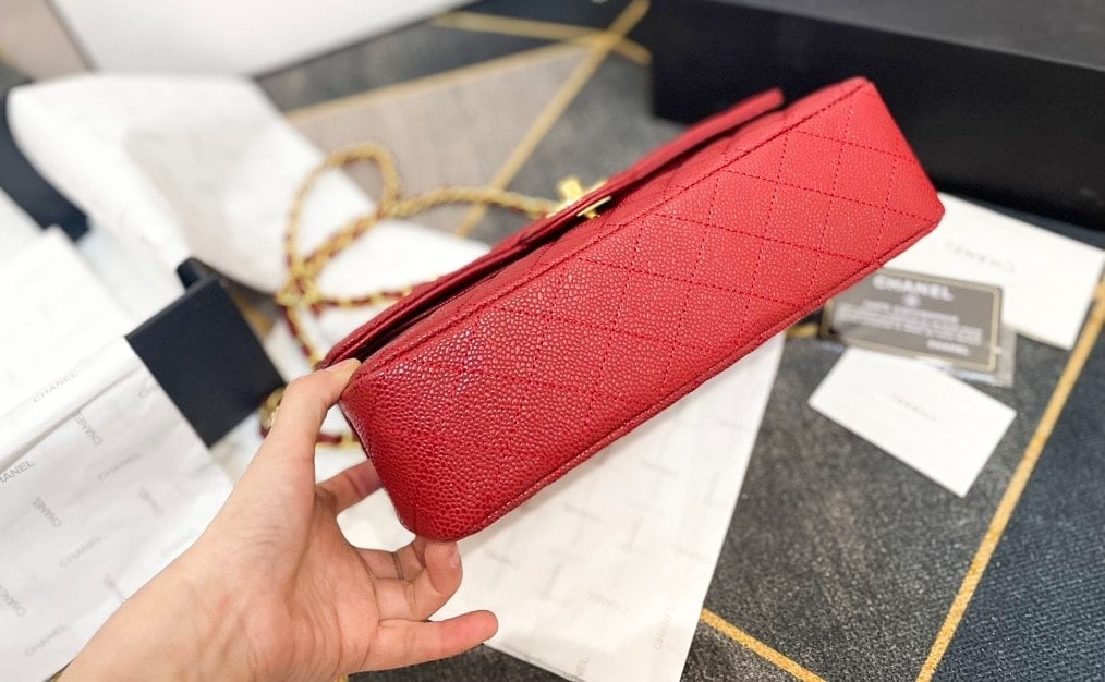 Anum Bags CHL CLASSIC SMALL FLAP BAG DARK RED CAVIAR 26CM