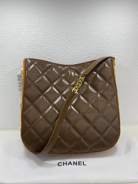 Anum Bags CHL 22s PEARL CRUSH HOBO BAG LAMBSKIN 28CM KHAKI