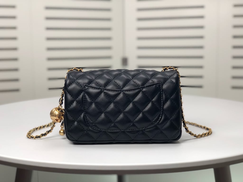 Anum Bags CHL TWEED MINI FLAP BAG BLACK 16CM
