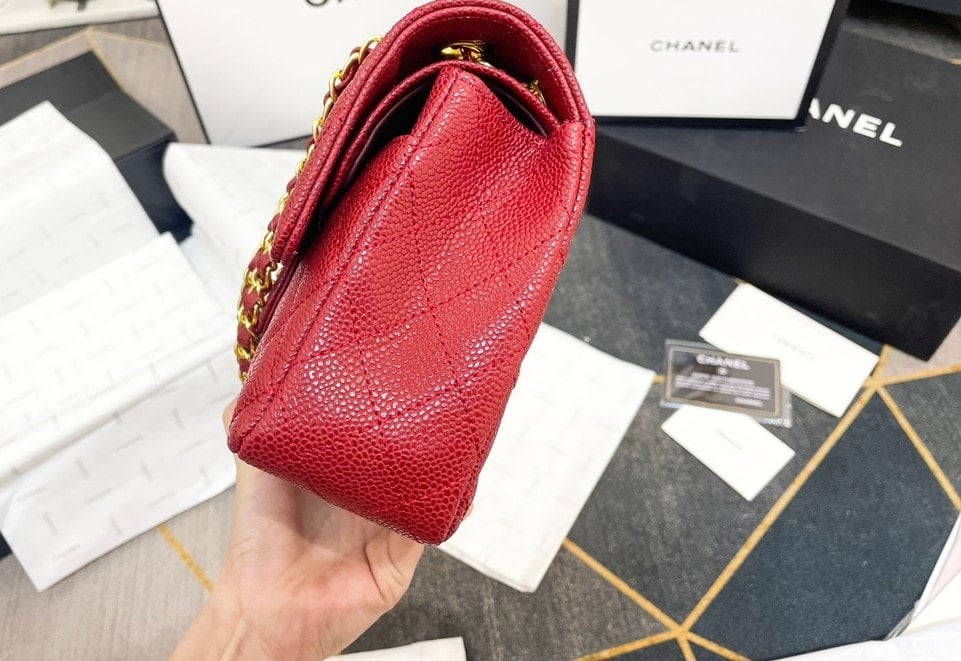 Anum Bags CHL CLASSIC SMALL FLAP BAG DARK RED CAVIAR 26CM