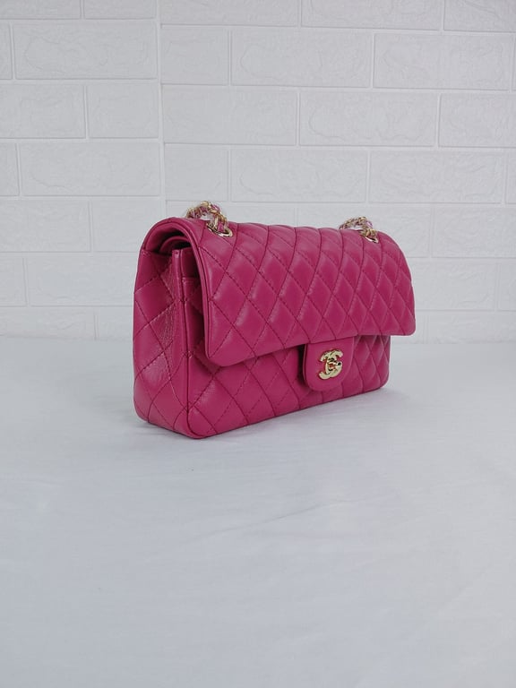 Anum Bags CHL CLASSIC MEDIUM LAMBSKIN FLAP PINK AND GOLD 25CM