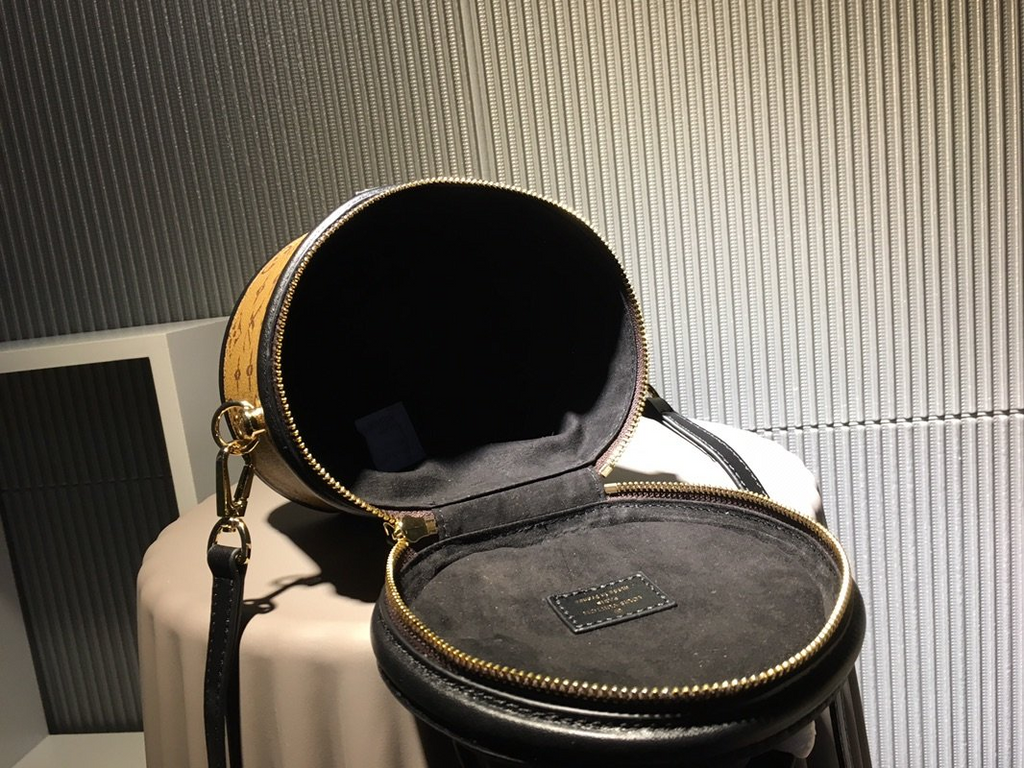 Anum Bags Elite Carryalls